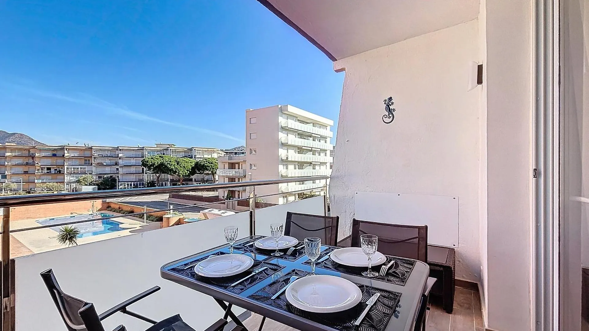 Sirena 2 2-Bonito Piso, A 300Mts De La Playa Apartment Roses